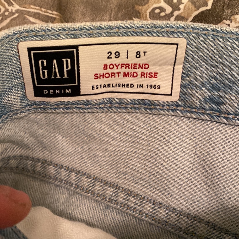 Gap Denim Tall Boyfriend Shorts - Picture 4 of 7